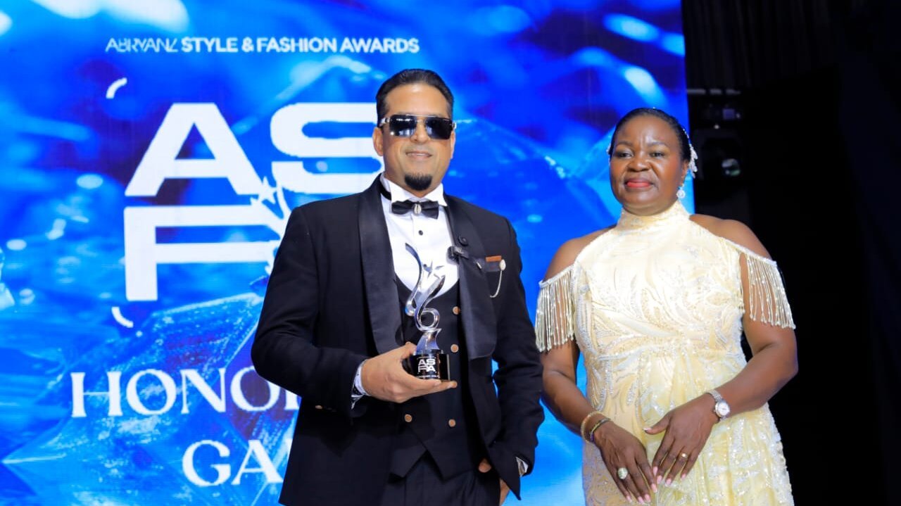 Aly Allibhai Honored with Lifetime Achievement Award at Abryanz Style and Fashion Awards